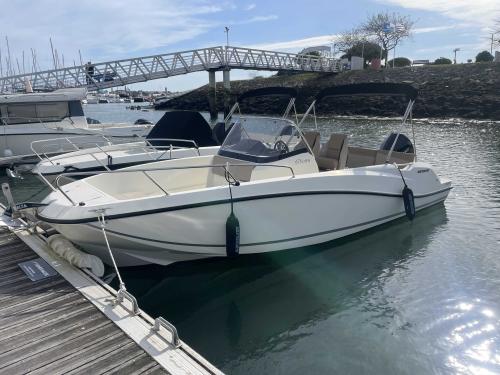 quicksilver Activ 675 open