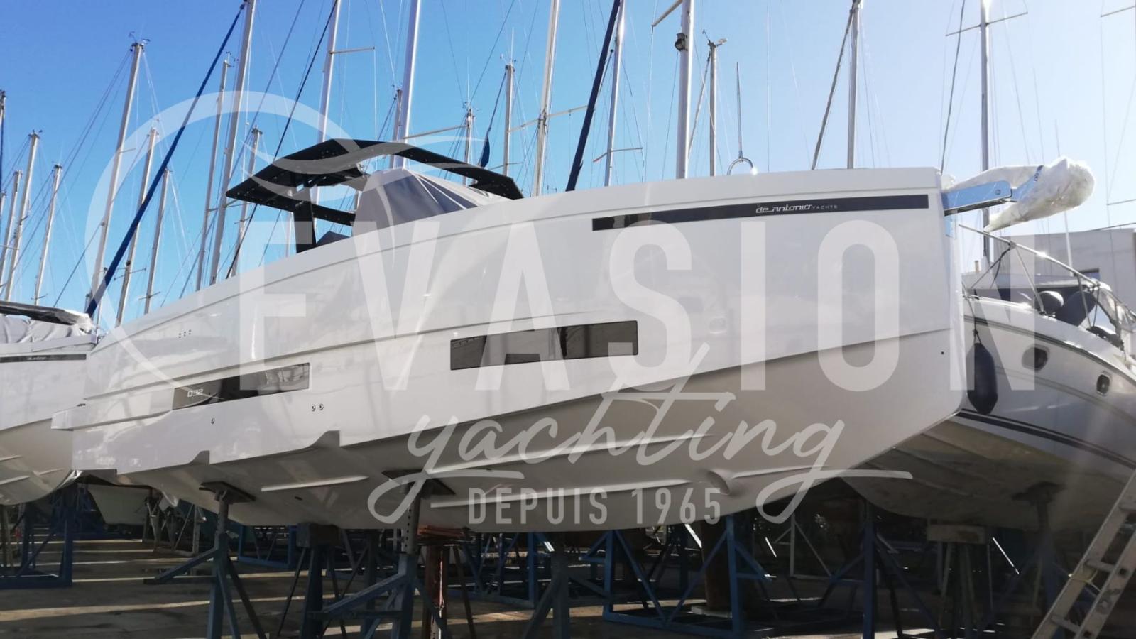 de antonio yachts D32 open