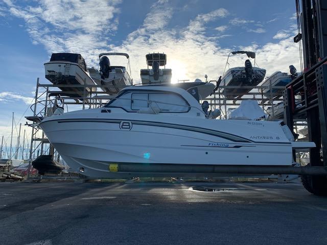 beneteau Antares 8 ob v2