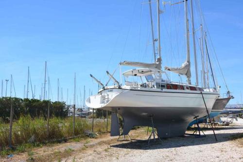 Kirie fifty 40