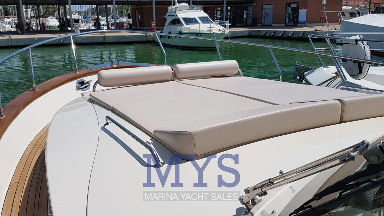 di donna Serapo 42 cabin ht