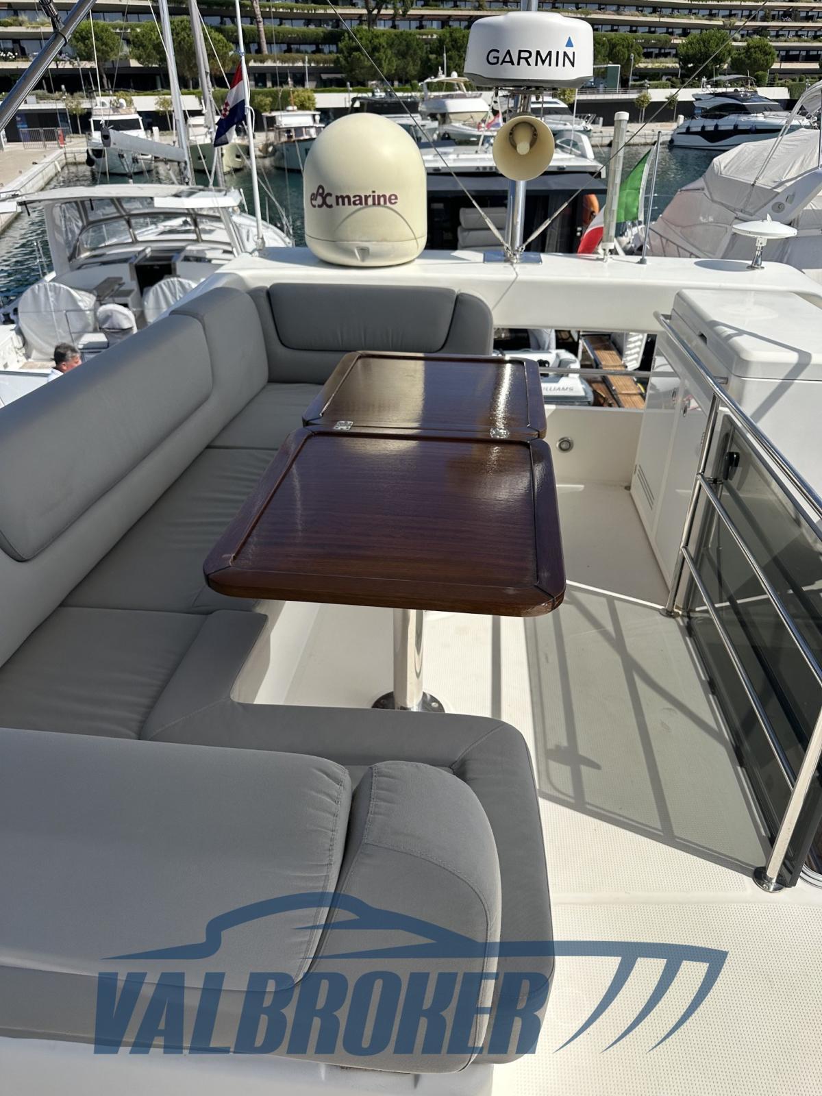 bavaria yachts Virtess 420 fly