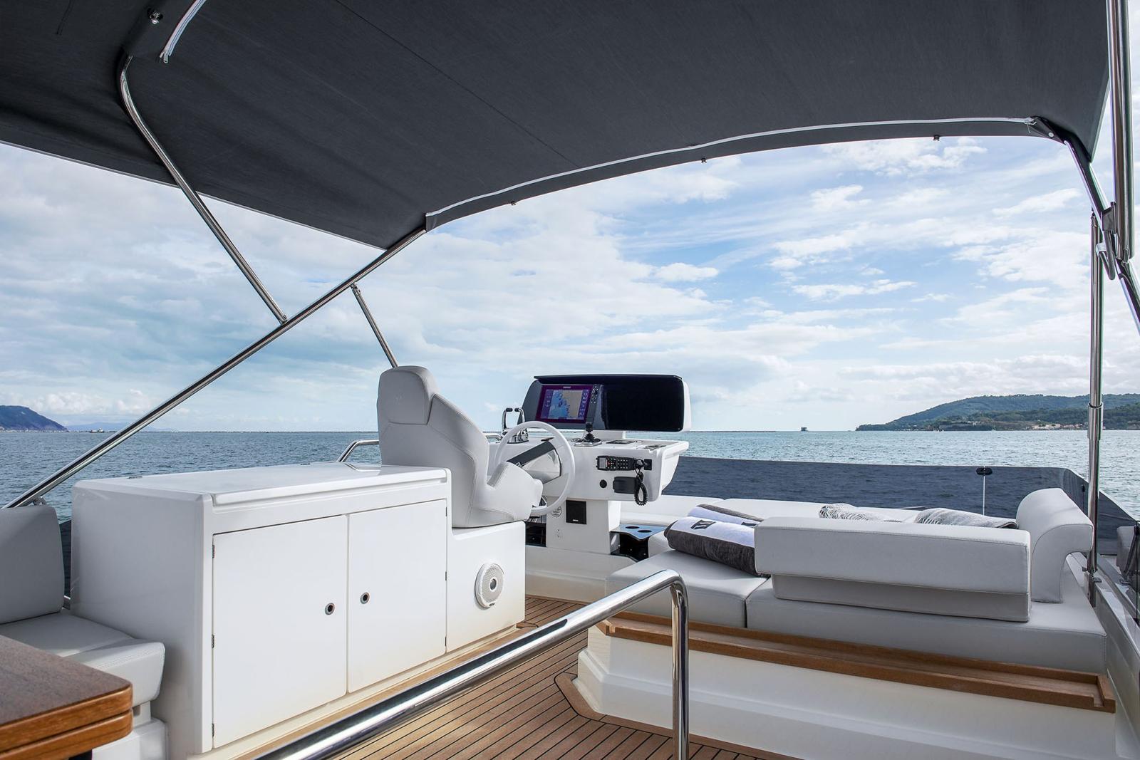 ferretti yachts 500