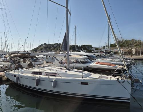 Hanse 385