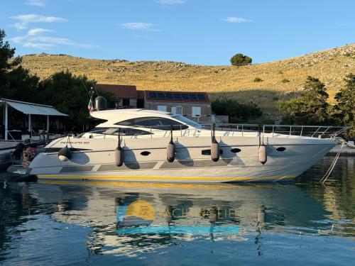 Pershing pershing 50'