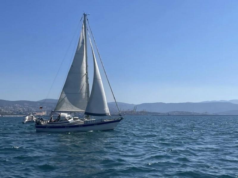 hallberg rassy 352