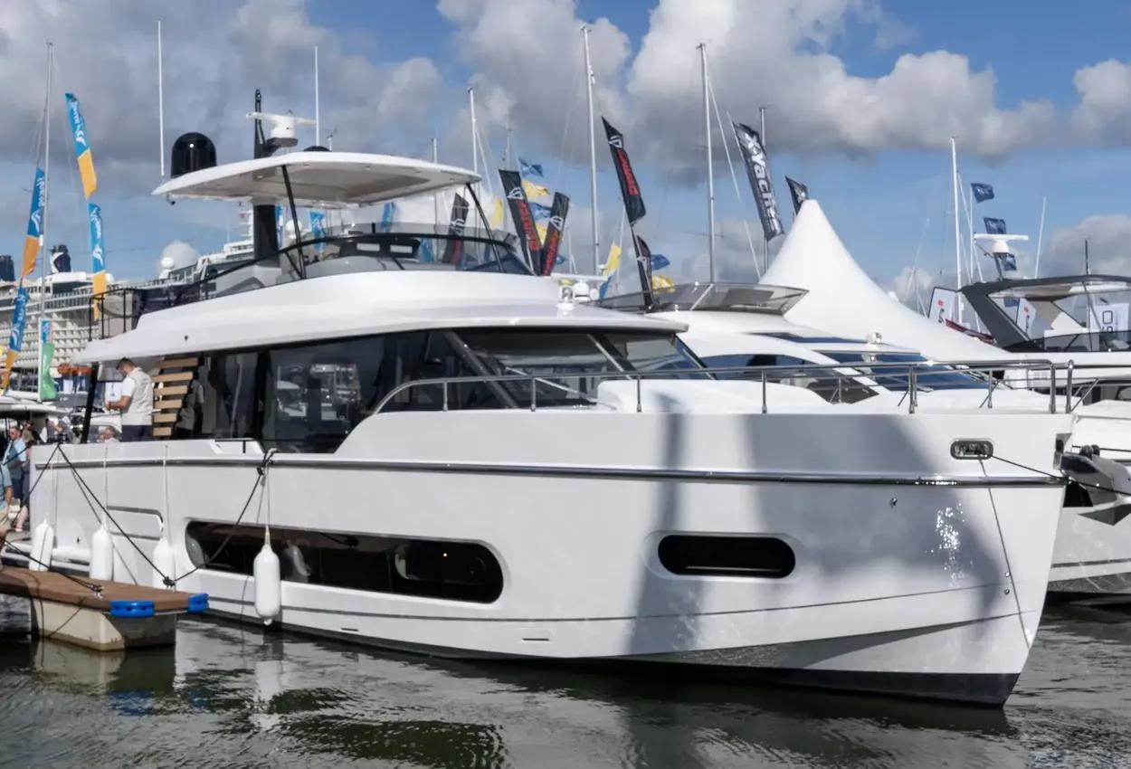 azimut Magellano 60