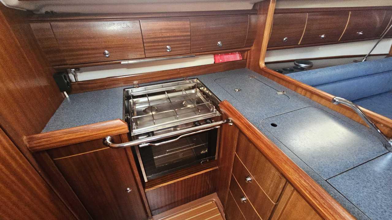 bavaria yachts 36