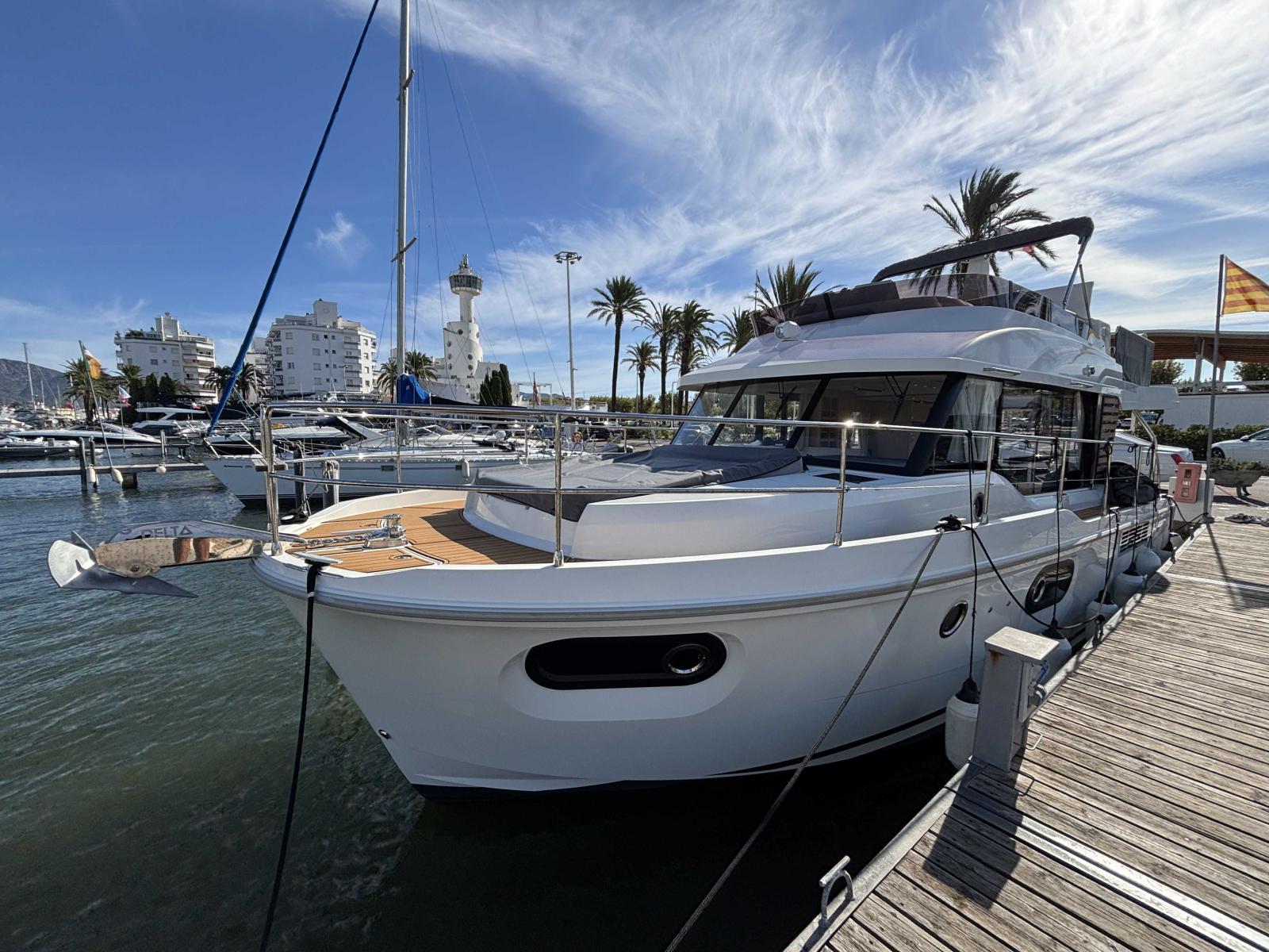 beneteau Swift trawler 41 fly