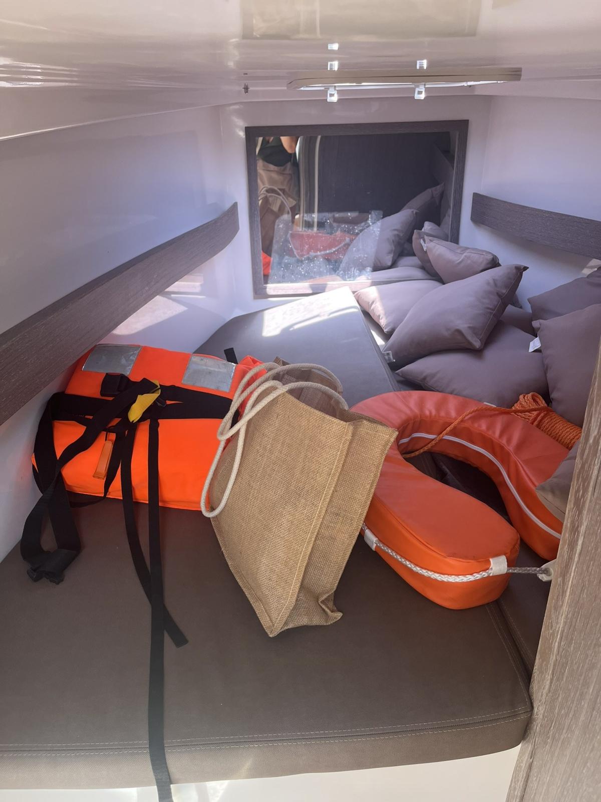 pirelli Pzero 1100 cabin