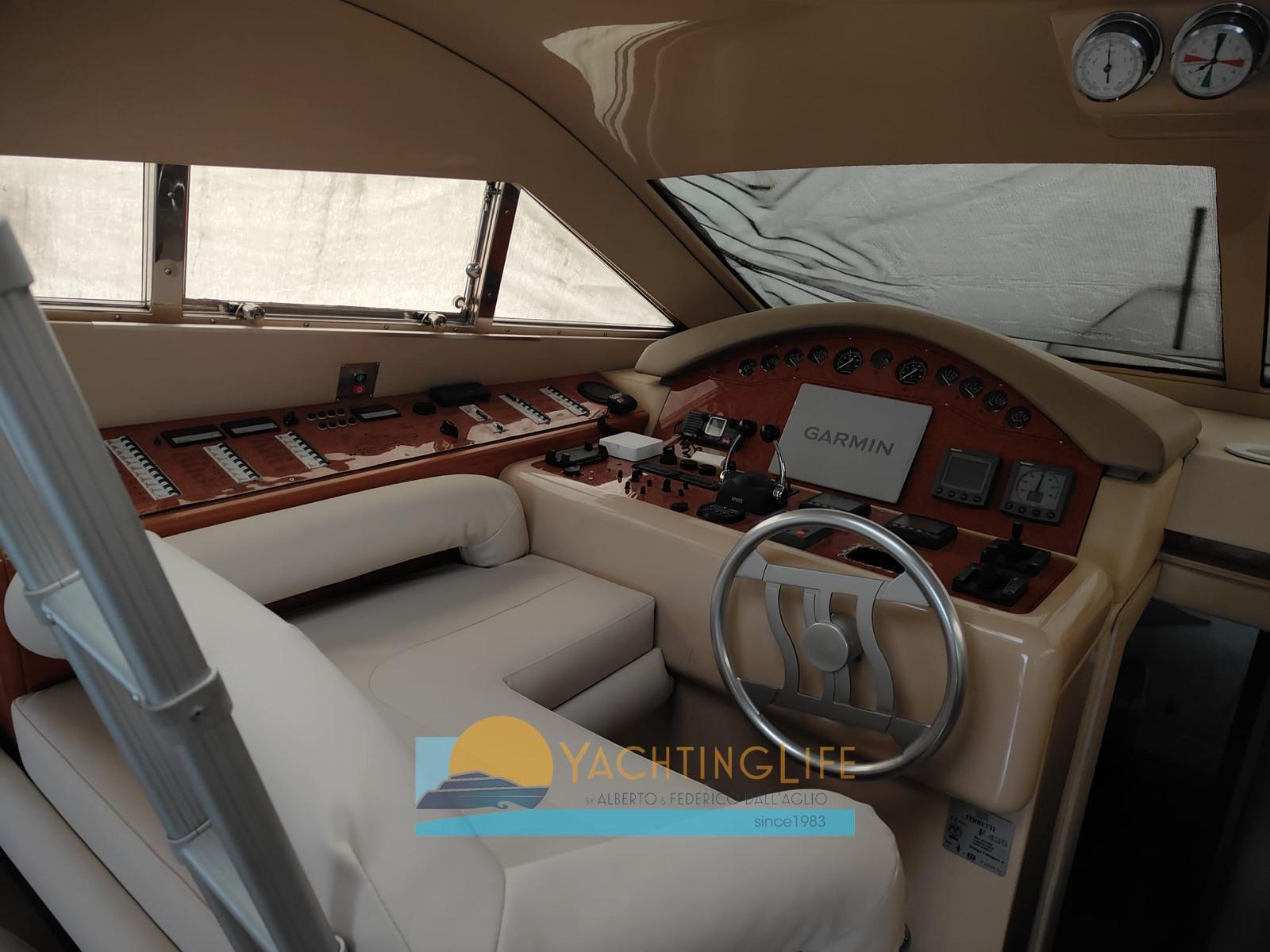 ferretti yachts Ferretti 430