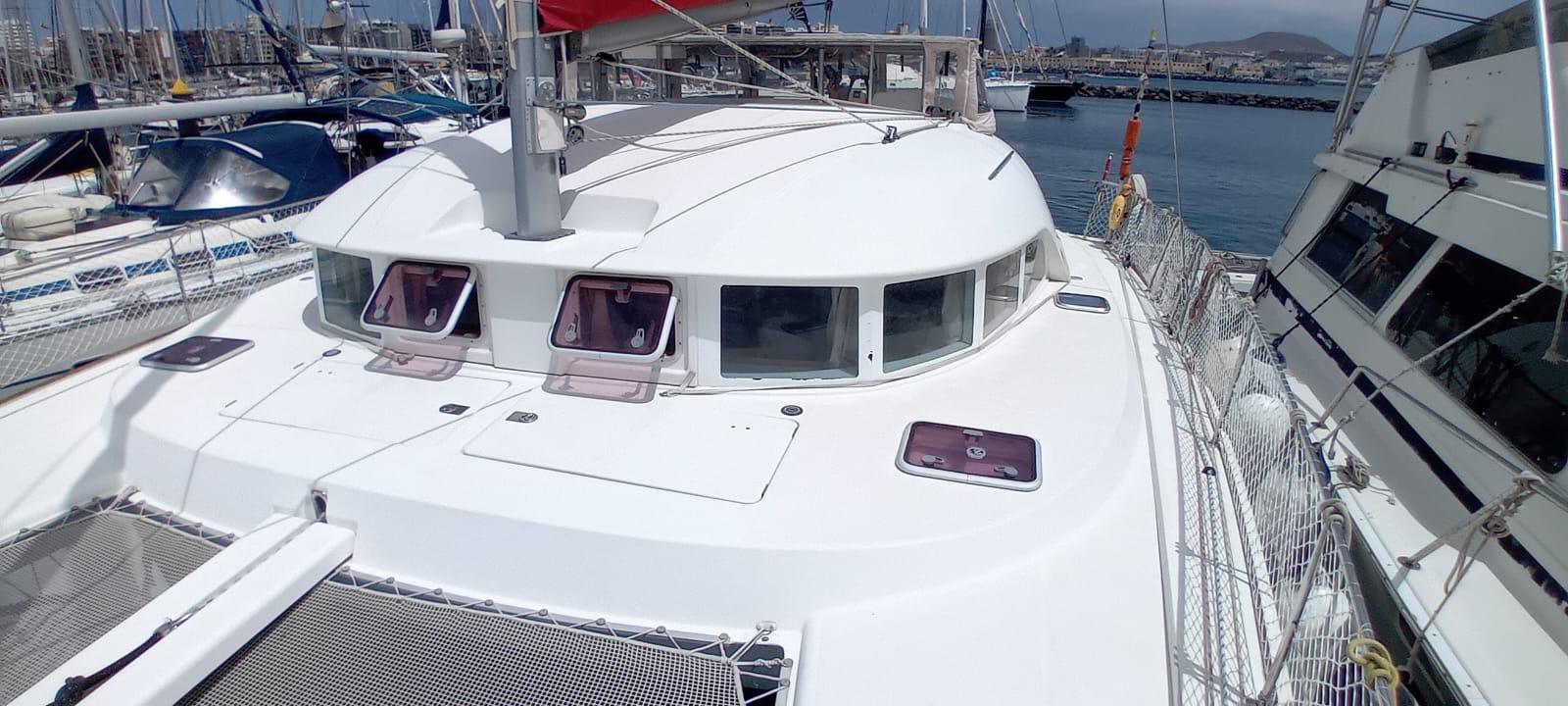 lagoon 380 s1