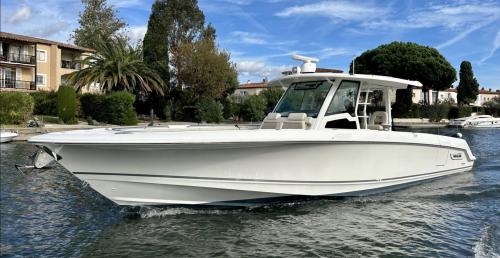 Boston whaler 380 outrage