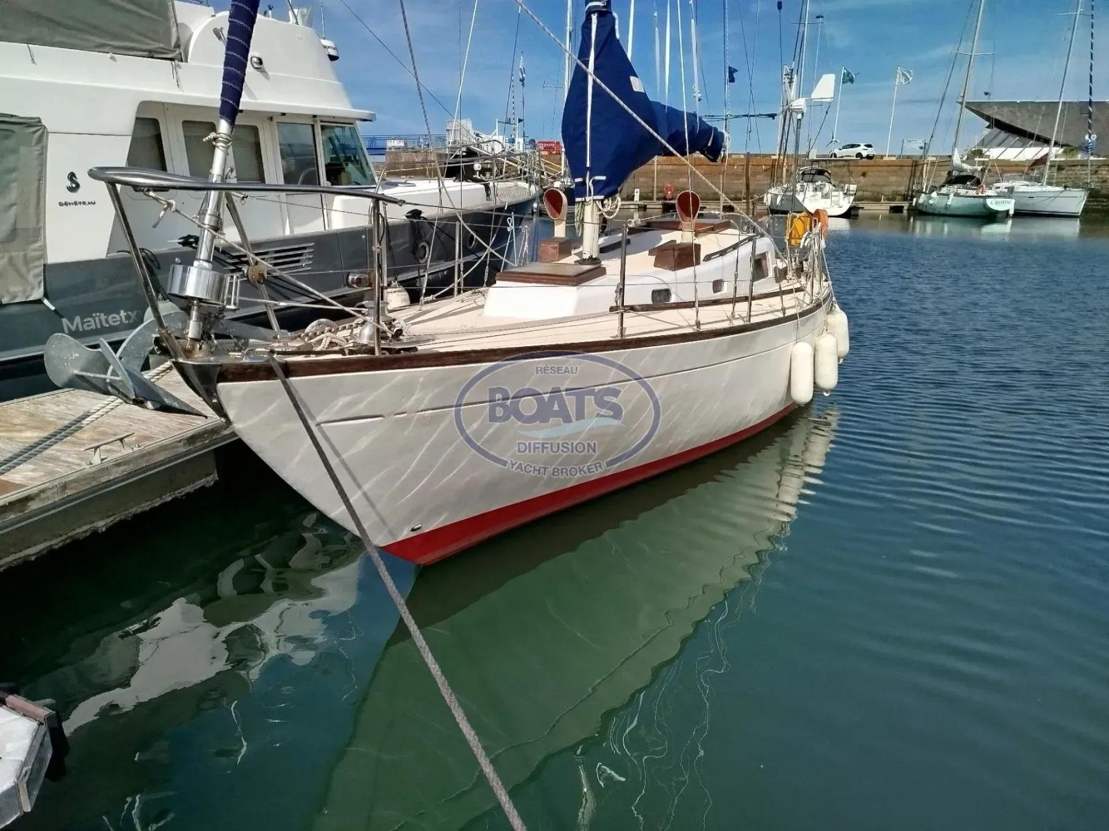 lecomte yachts Medalist 33 mk2