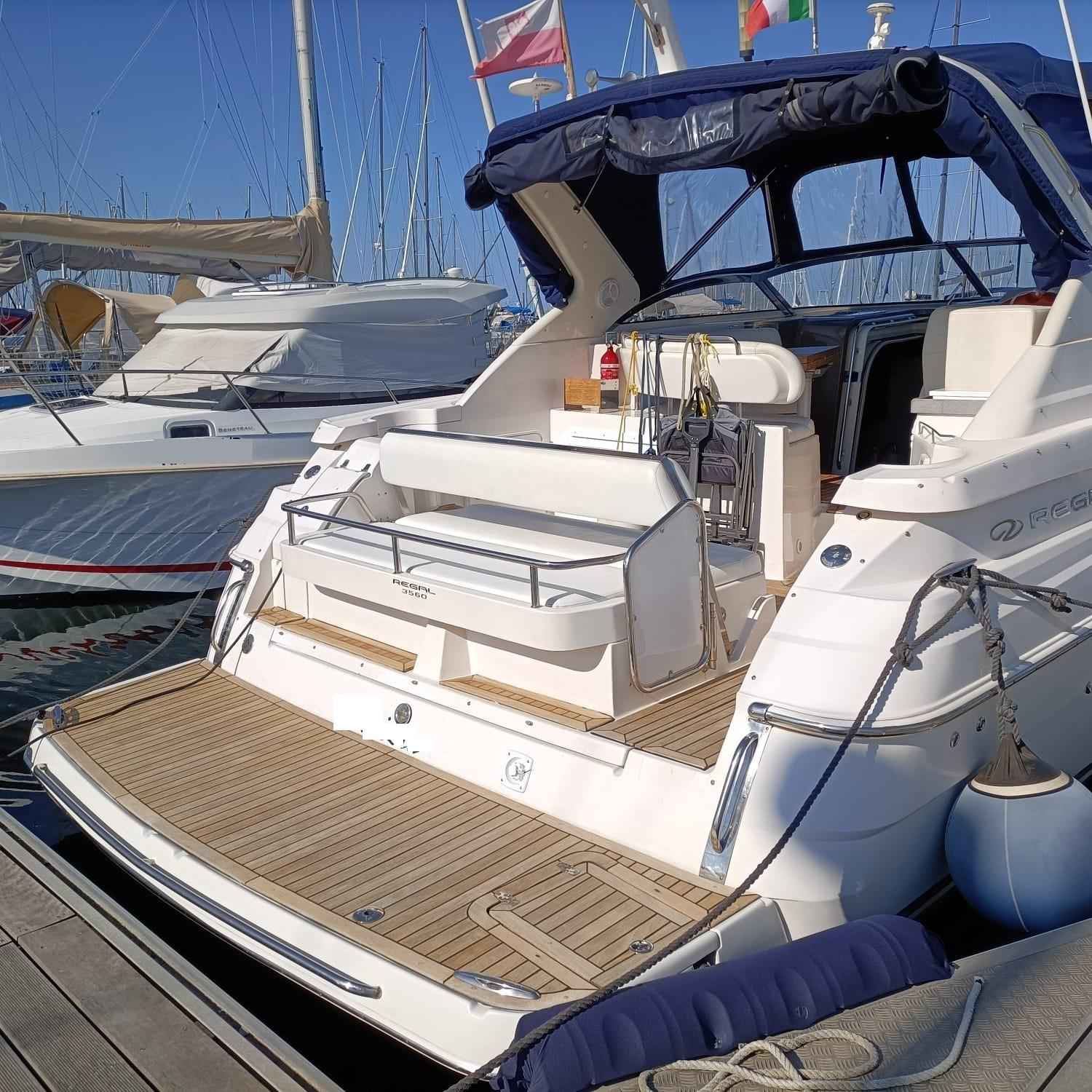 regal marine Commodore 3560