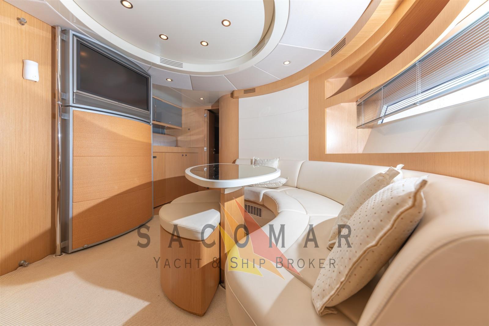 riva 52 rivale