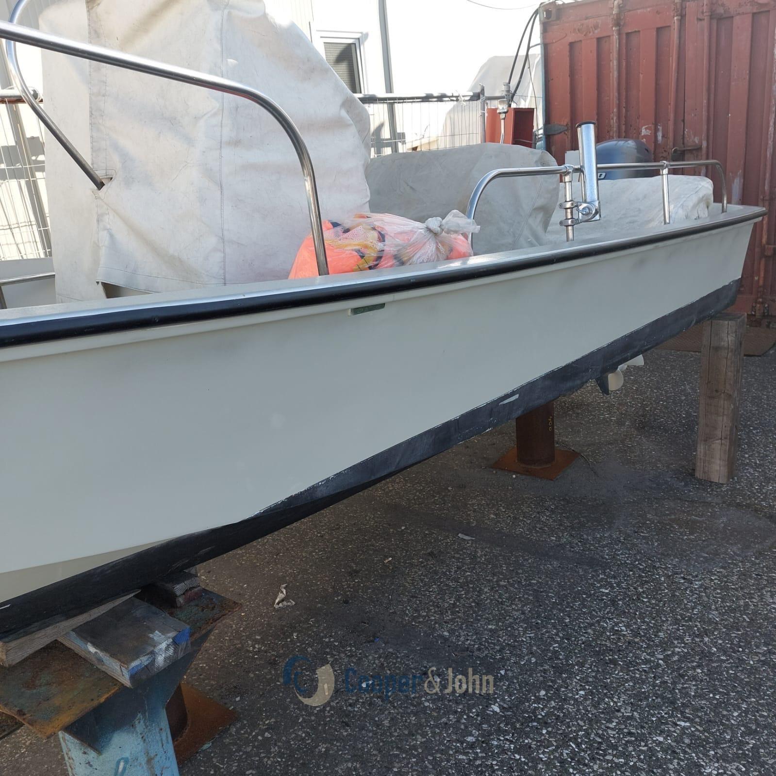 boston whaler 17 montauk