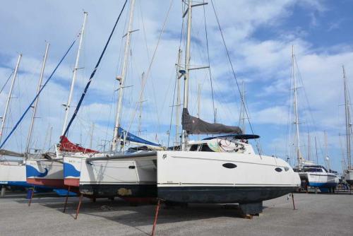 Fountaine pajot lavezzi 40