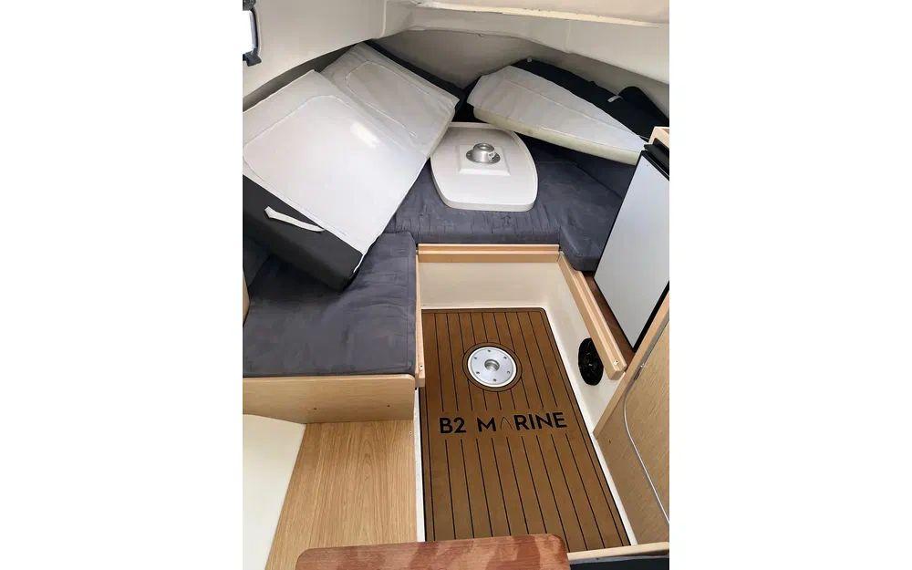 b2 marine Cap ferret 752 cruiser