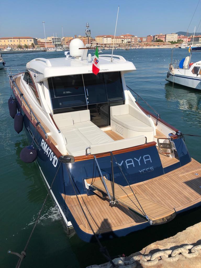 austin parker 44 sedan