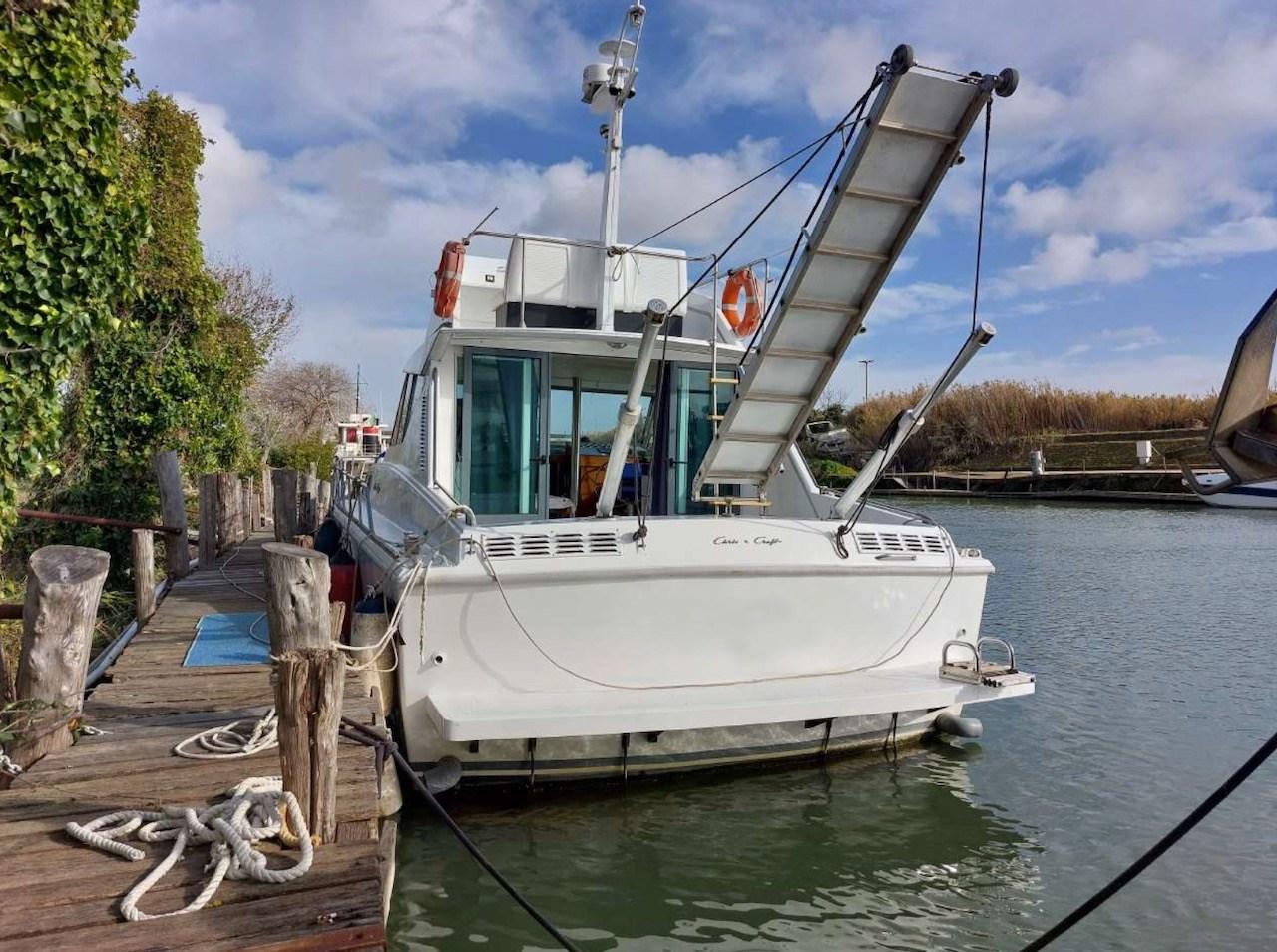 chris craft 37 corvette