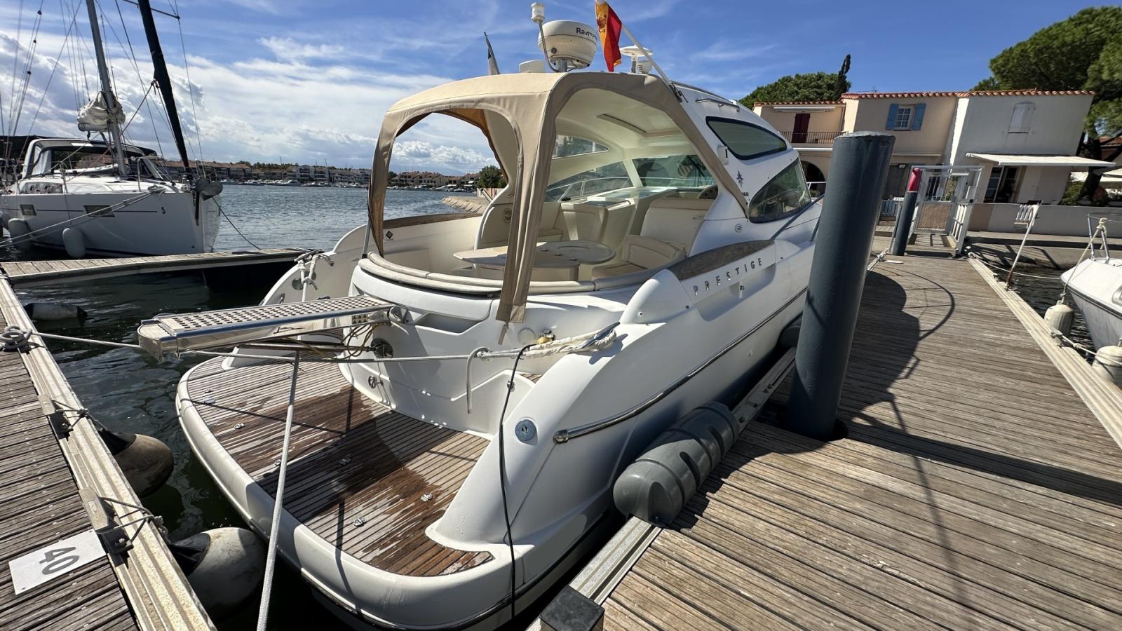 jeanneau Prestige 34 hard-top