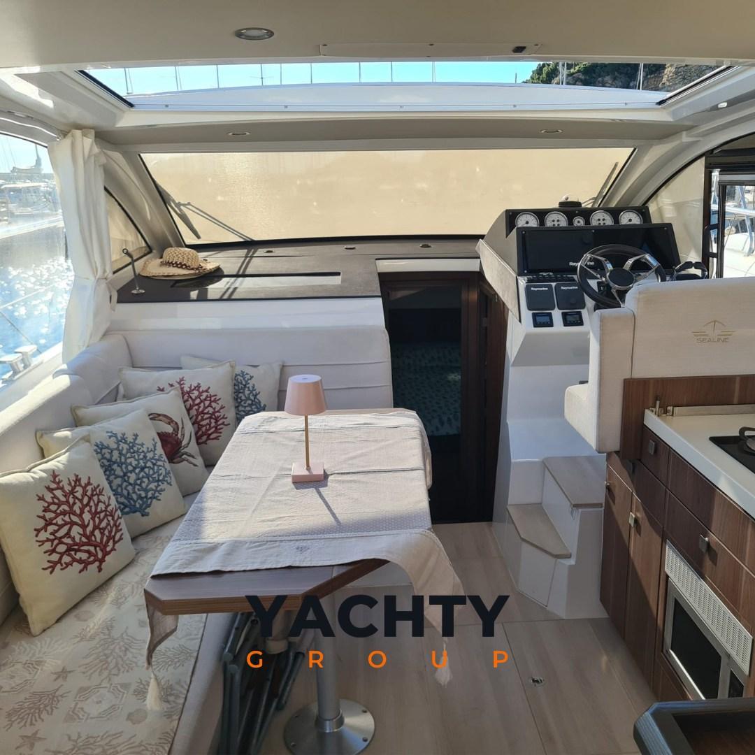 sealine C330