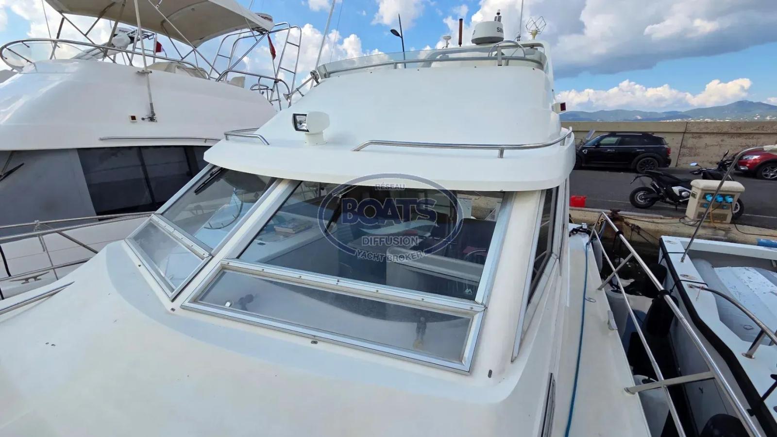 gibert marine Jamaica 38