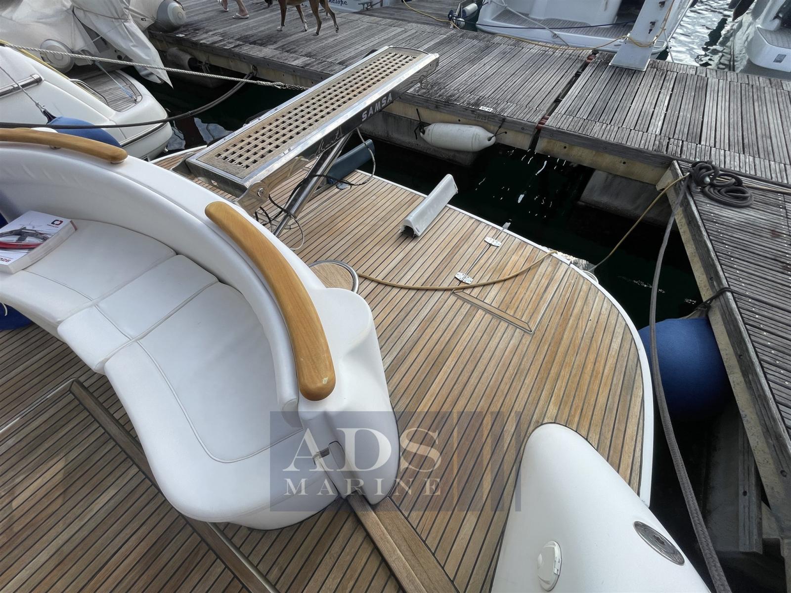 jeanneau Prestige 42 fly