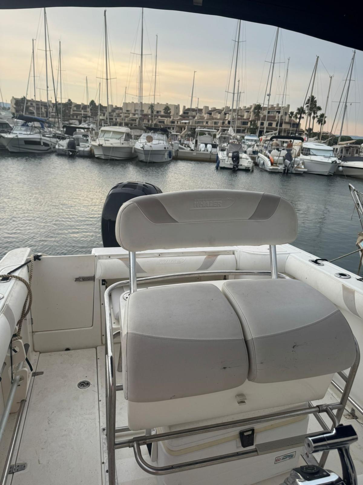 boston whaler 240 outrage