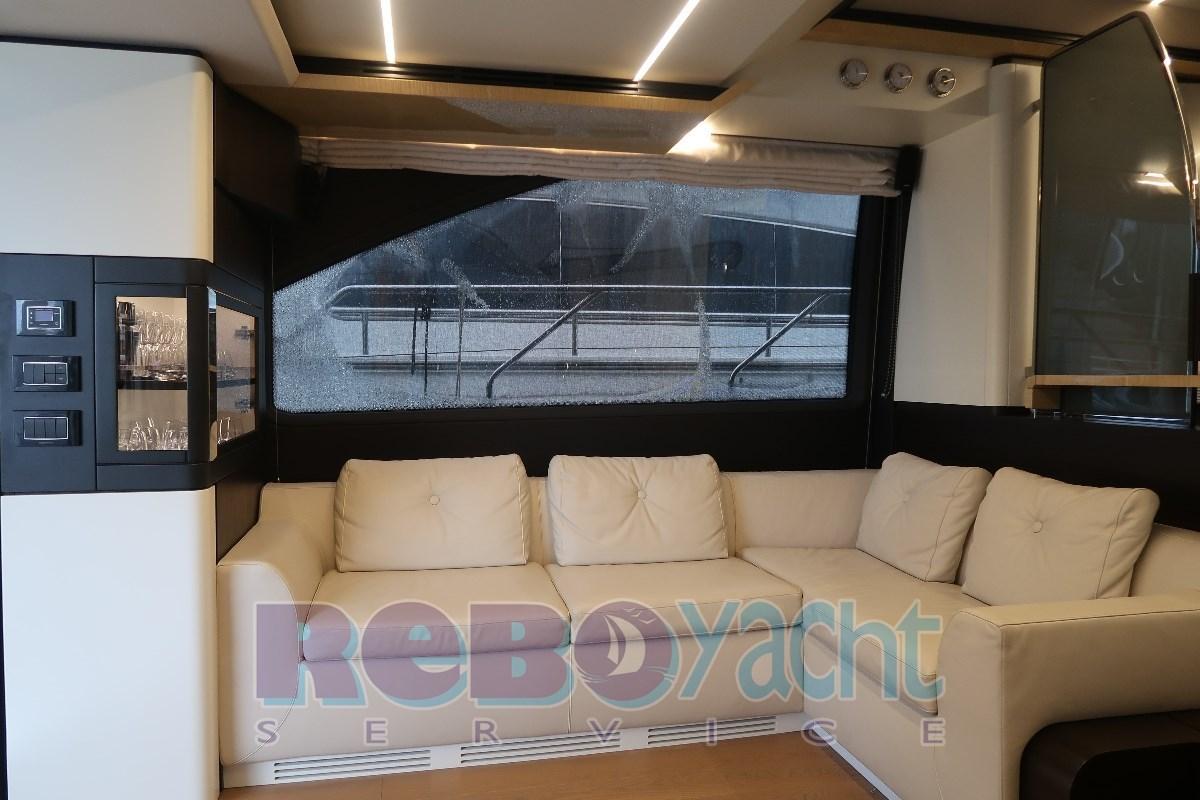 azimut 66 flybridge