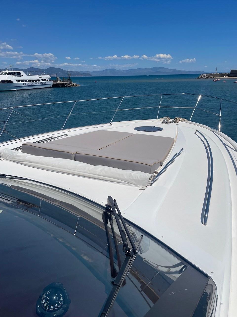 princess yachts V62