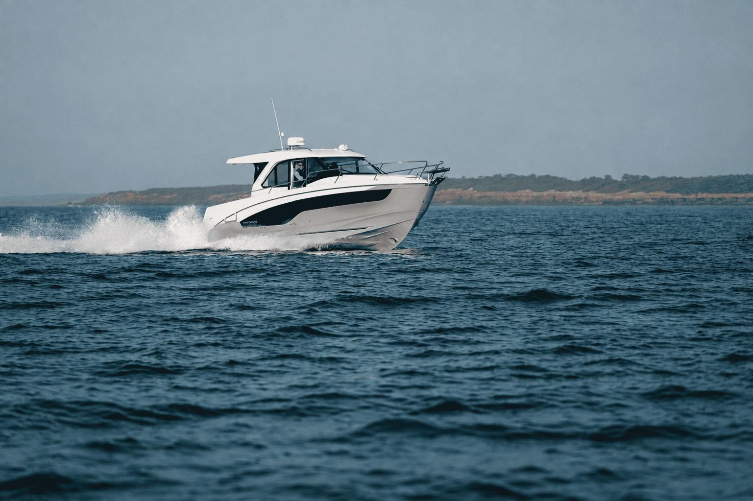 beneteau Antares 9 md.2025