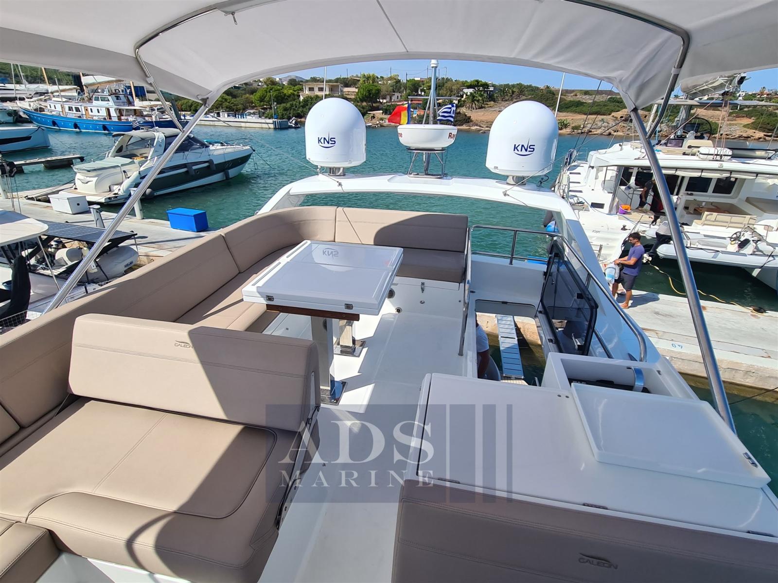 galeon 500 fly