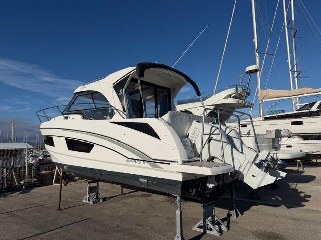 beneteau Antares 9 0b