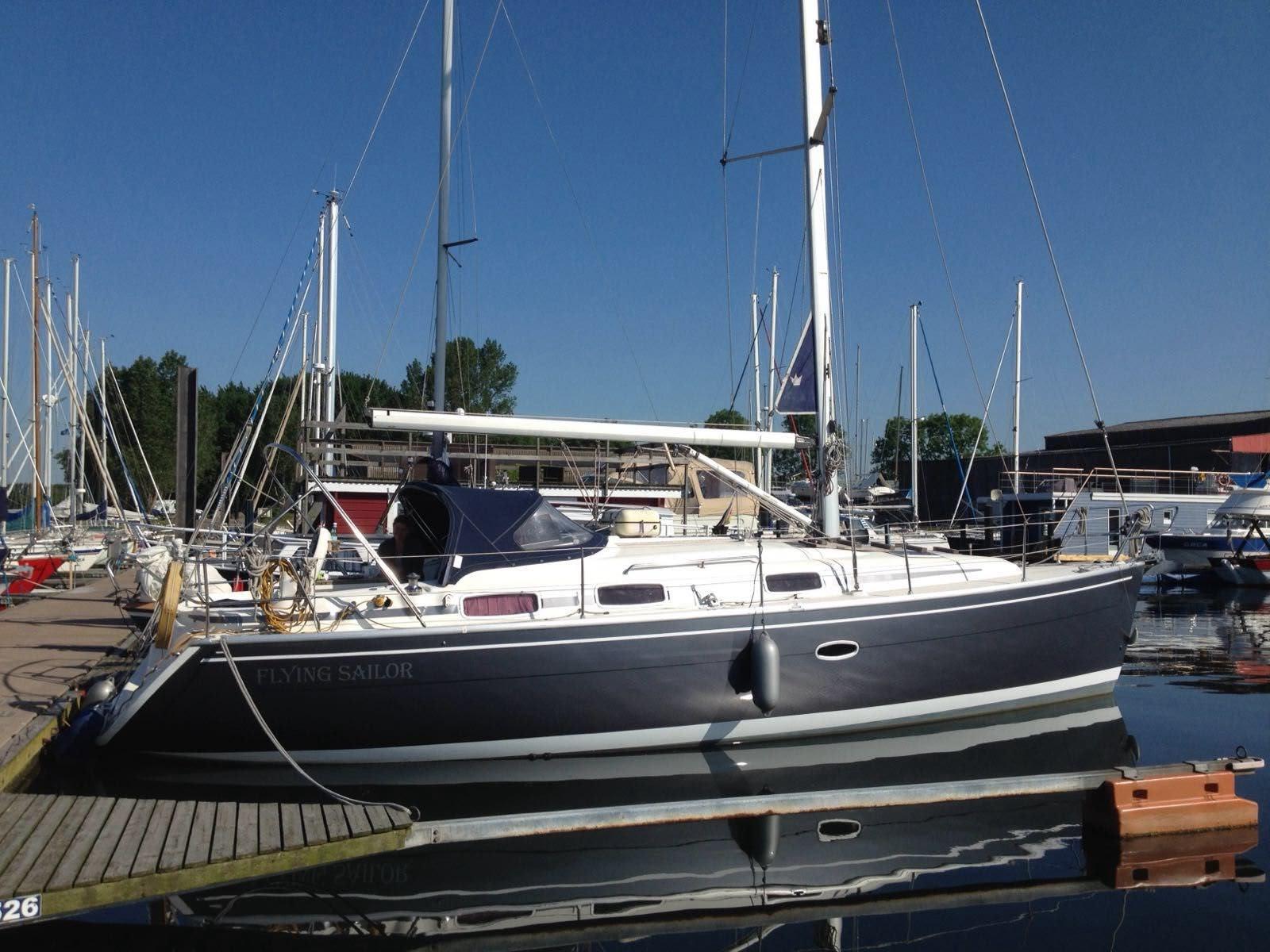 bavaria yachts Bavaria 37 cruiser