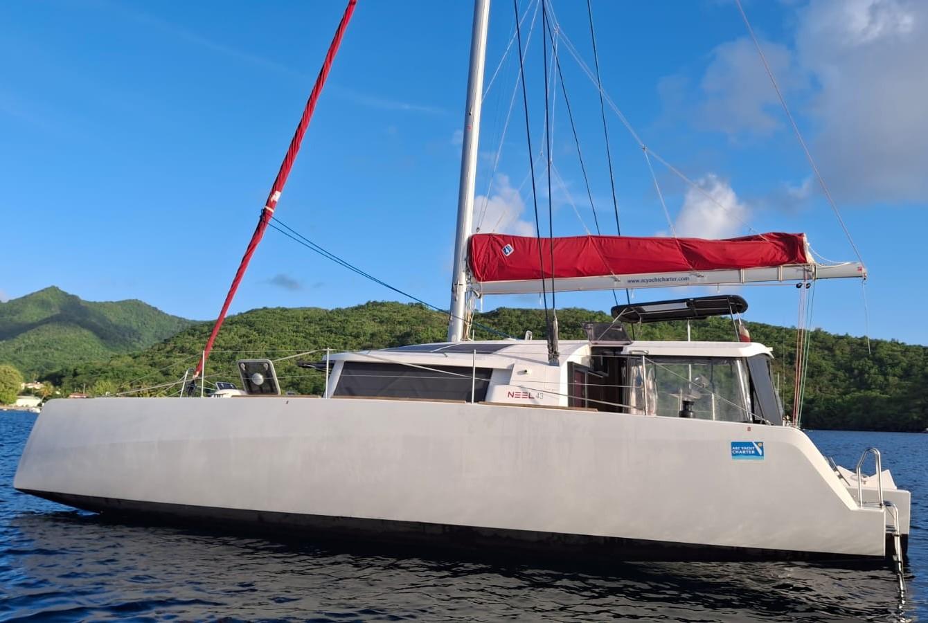 neel trimarans 43
