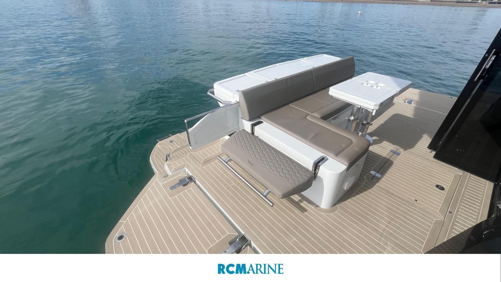 galeon yachts Galeon 400 fly