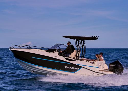 Quicksilver activ 805 open pret a partir et equipe 225 cv