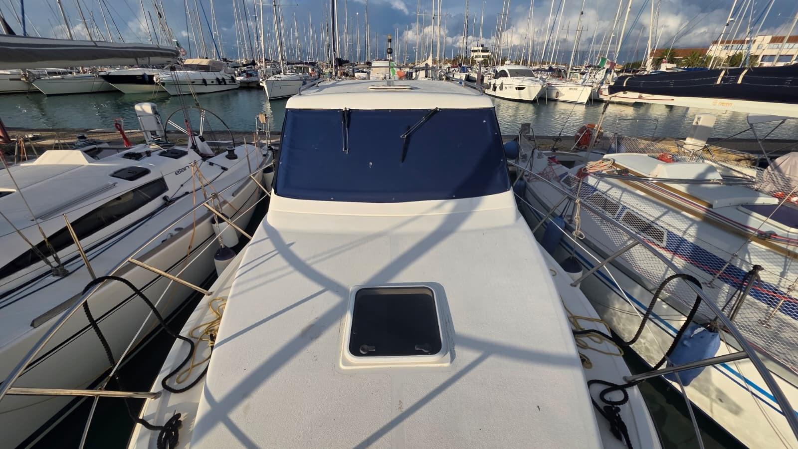 plastik Space 290 cruiser