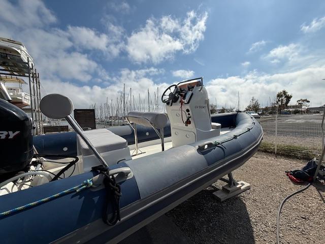 sting ray marine Centaure 5.8