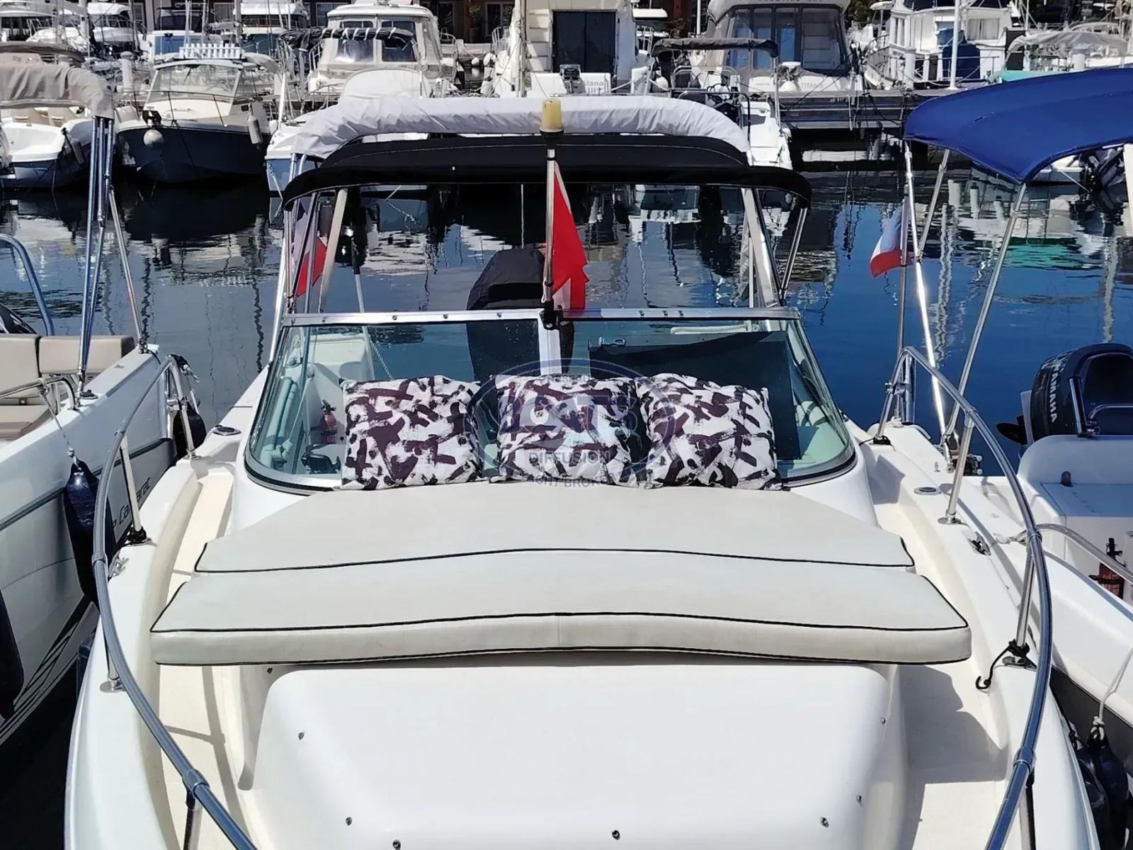 seaswirl Seaswirl striper 2600 walkaround américain open de pêche sportiv