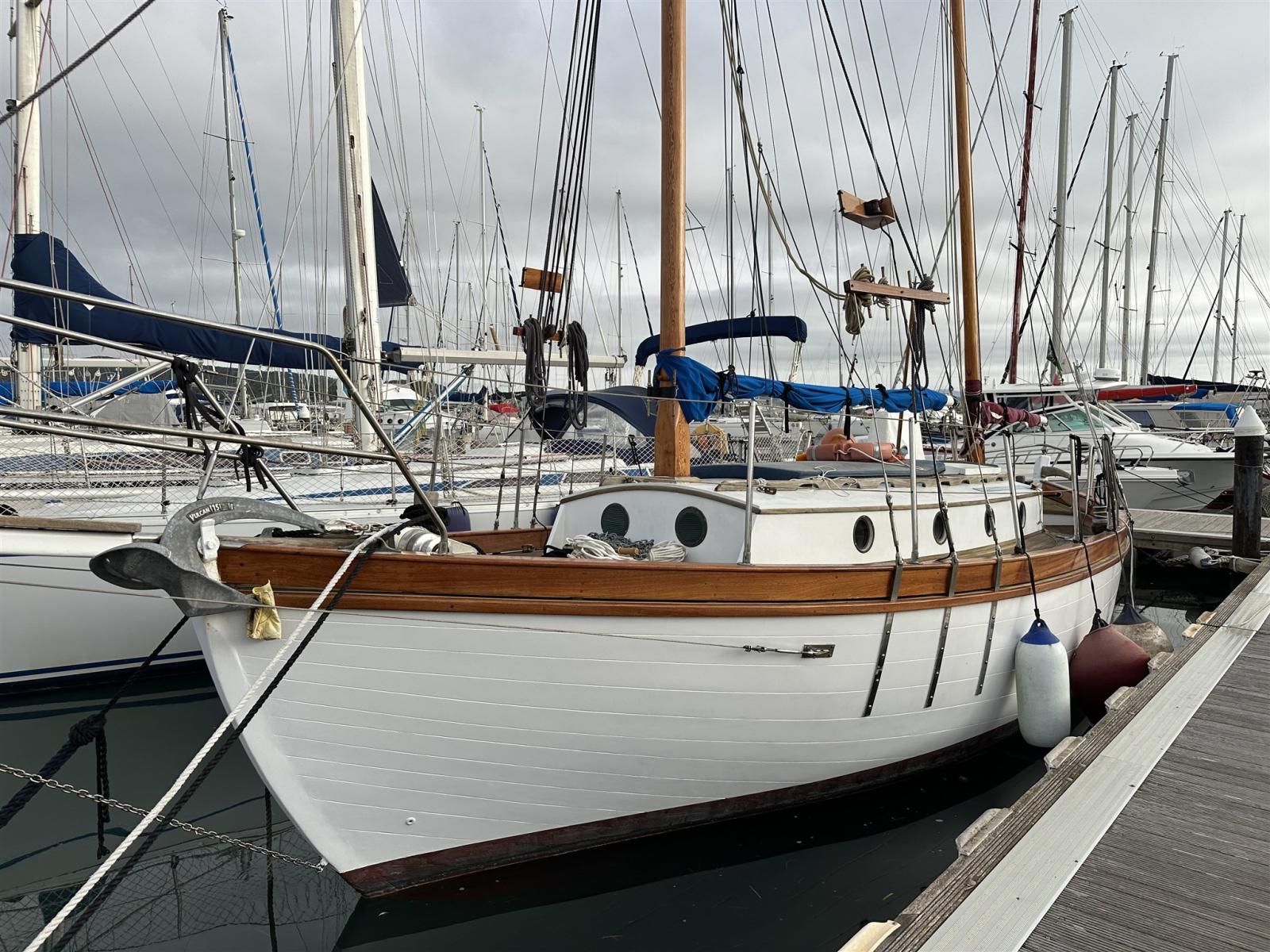 sirvent frers Tahiti ketch