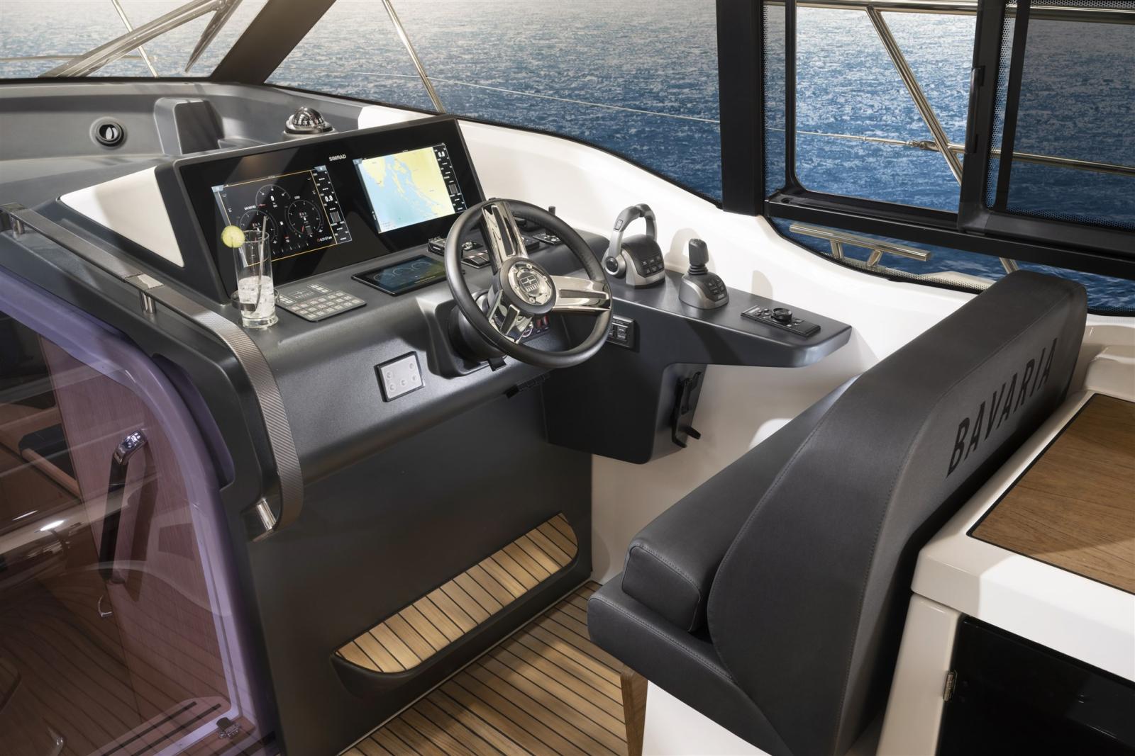 bavaria yachts Sr35 hard top