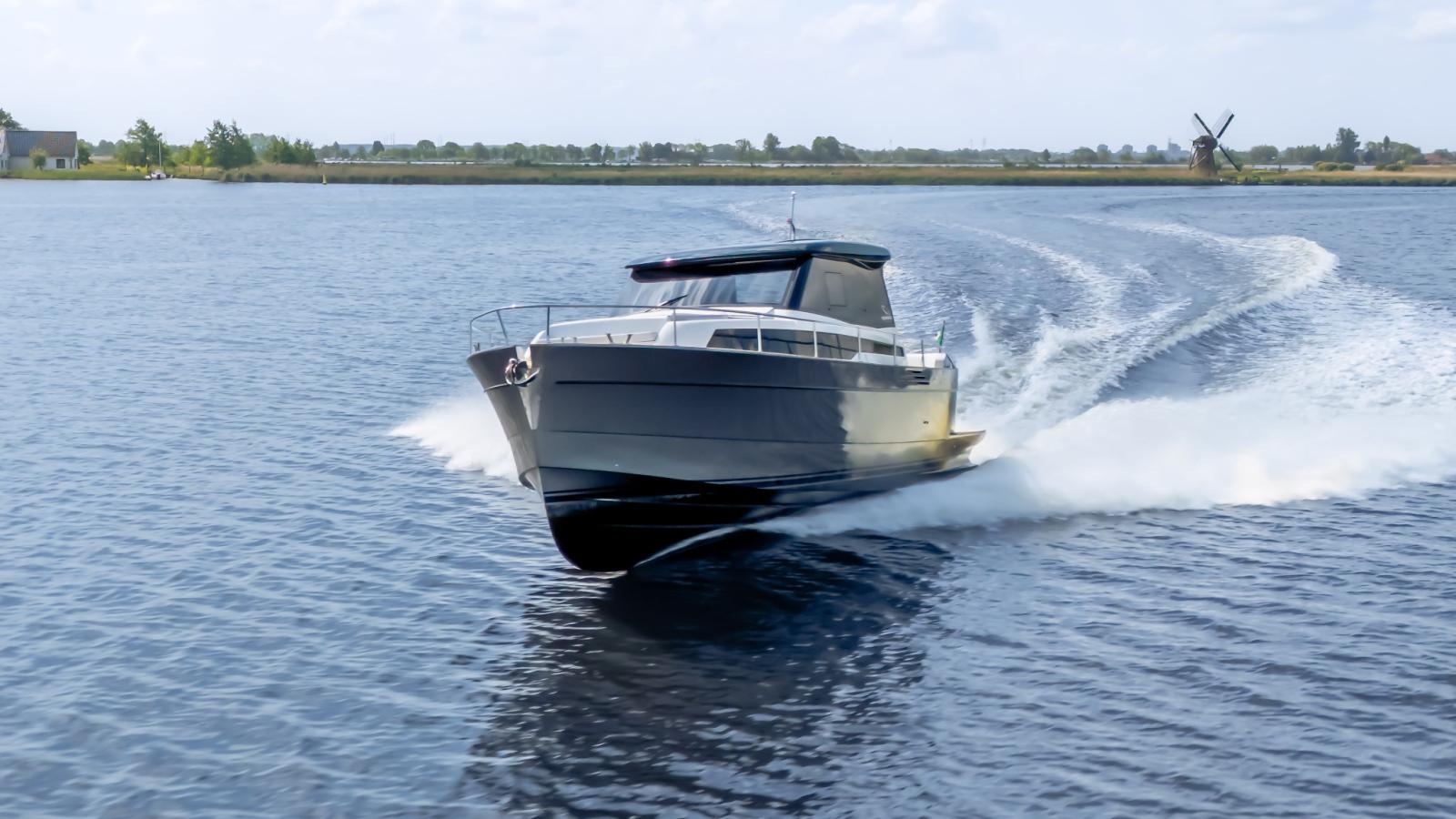 apreamare Gozzo 38 cabin