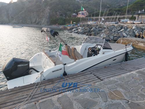 Quicksilver activ 675 sundeck
