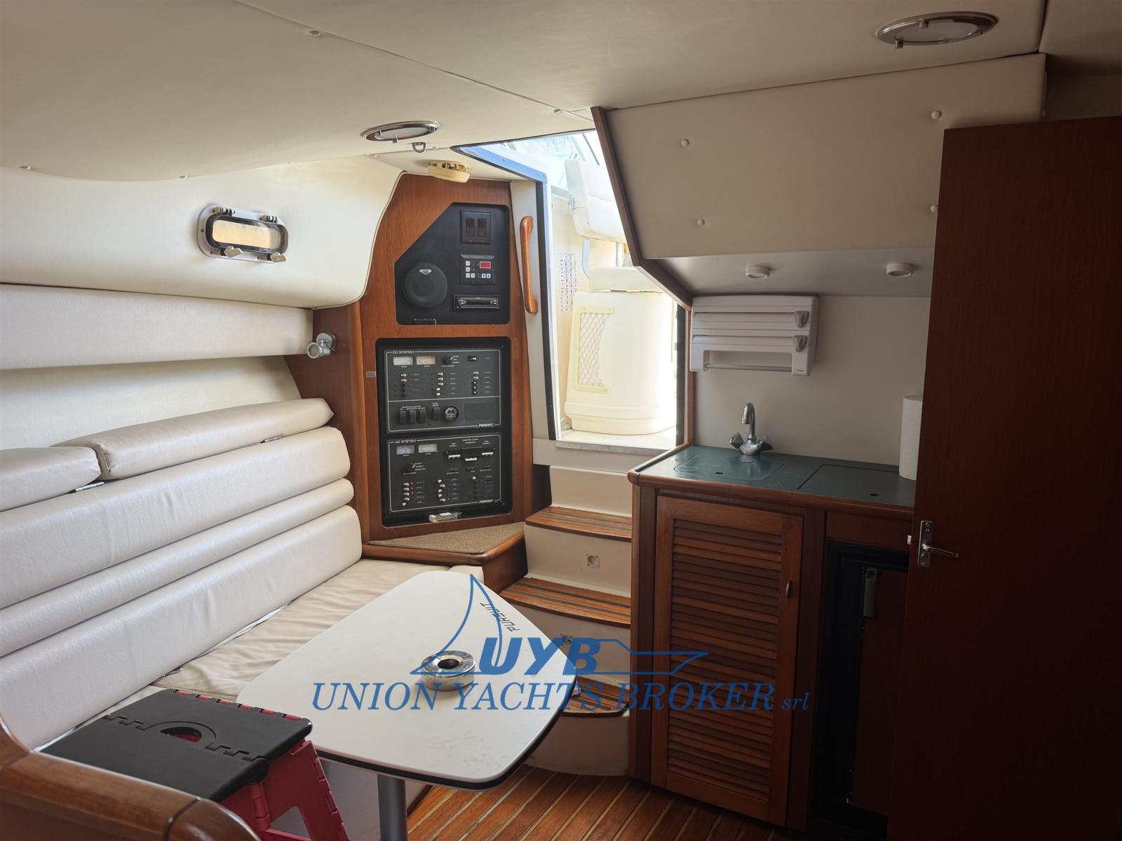 pursuit Tiara 34 express