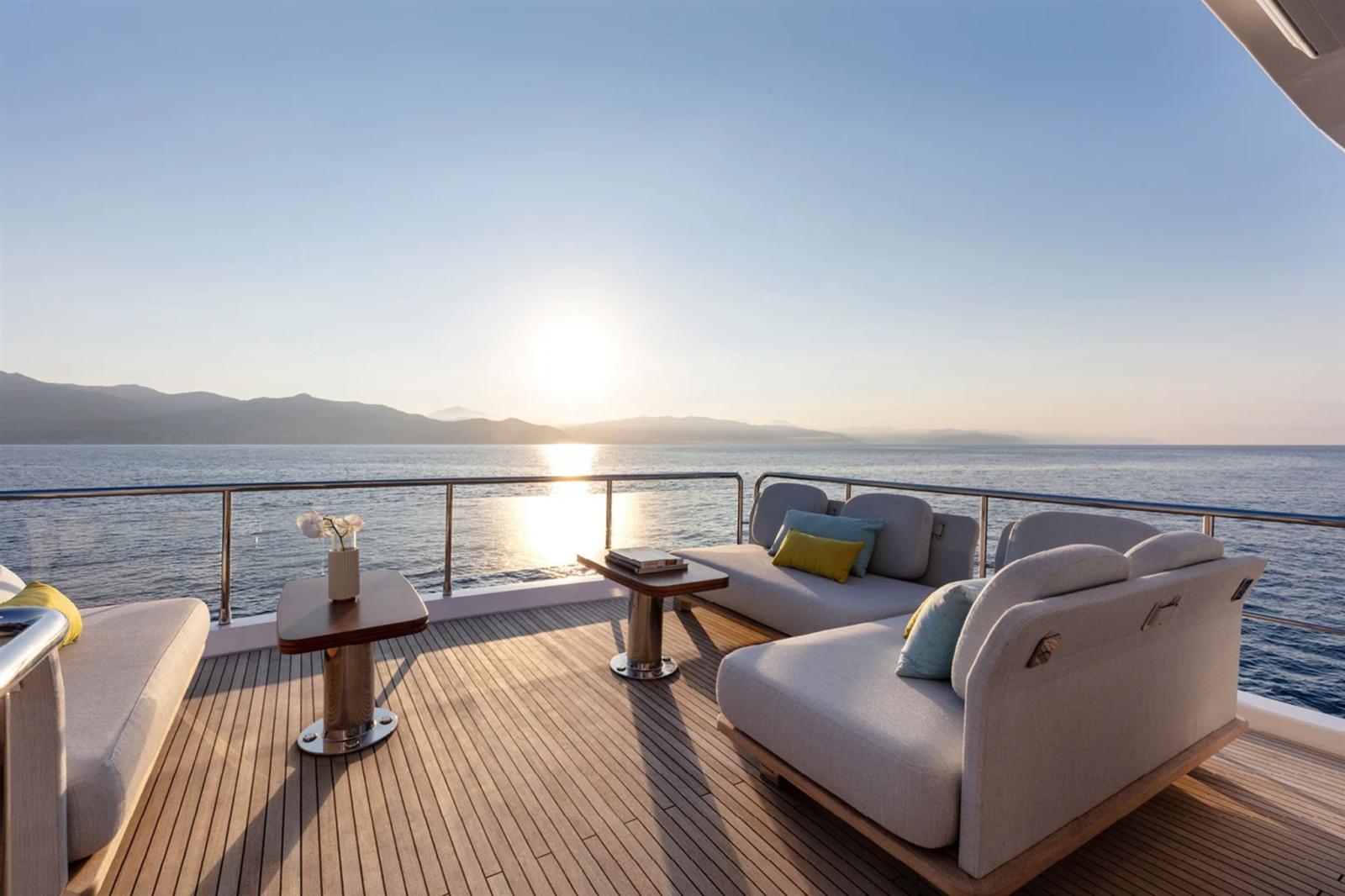 azimut 72 flybridge my