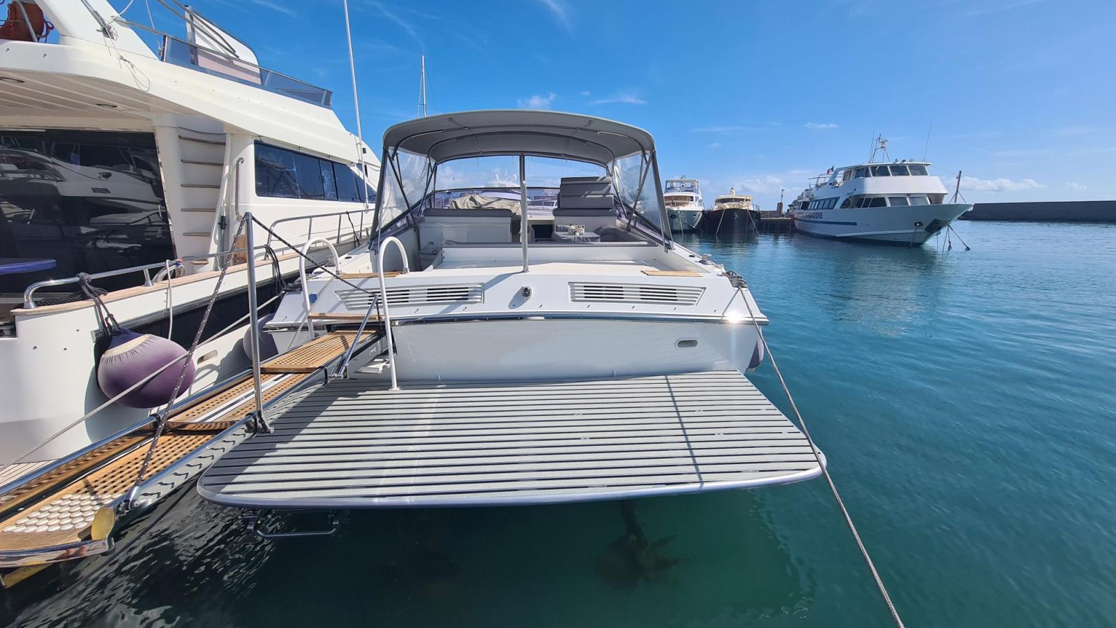 magnum marine 53
