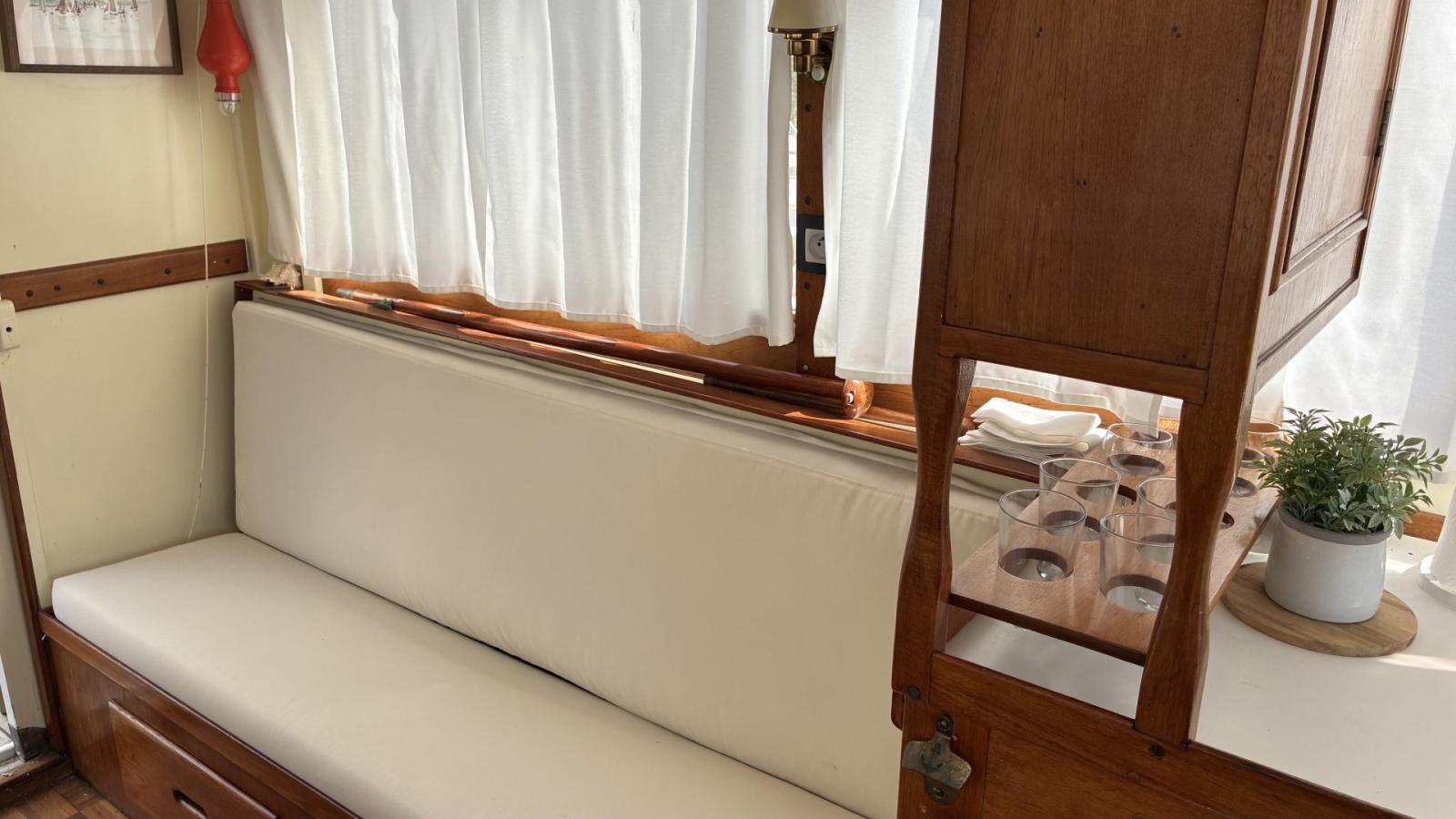 grand bank's 32 europa